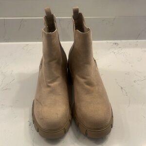 Madden girl Chelsea boots size 10